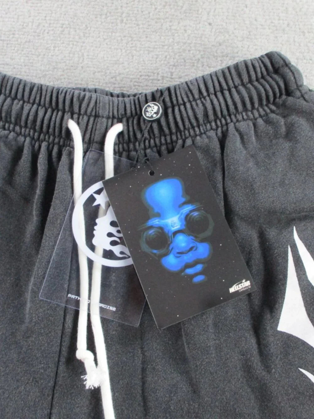 HELLSTAR Flame Shorts Mens Medium Gray White Sweat Drawstring Graphic Grunge NEW - Picture 4 of 8